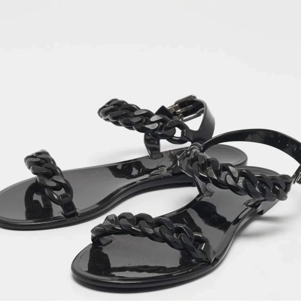 Givenchy Black Patent Chain Strap Sandals - Picture 5 of 6